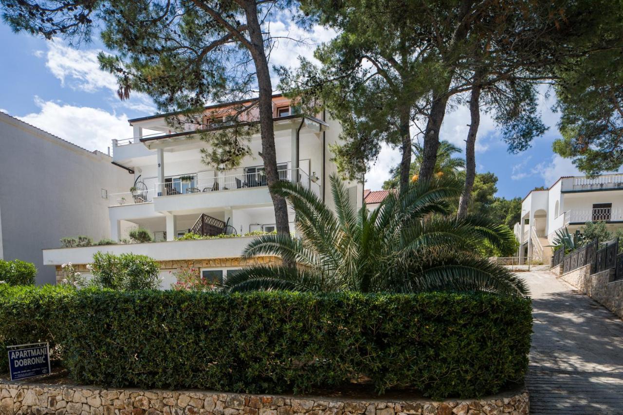 Apartments Dobronic Jelsa  Exterior photo
